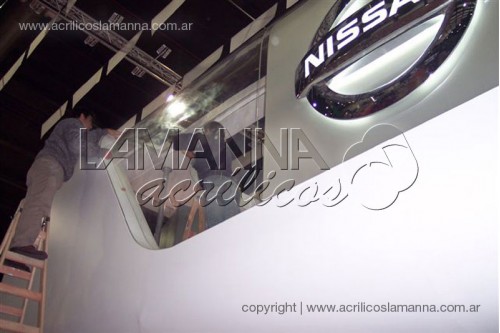 Stand Nissan